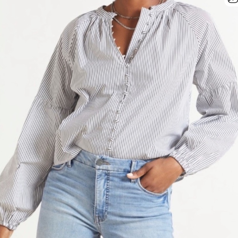 EUC EVEREVE Sofia Striped Button Down Top Size Sm… - image 2